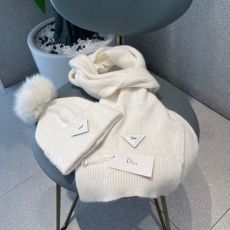 Christian Dior Caps Scarfs